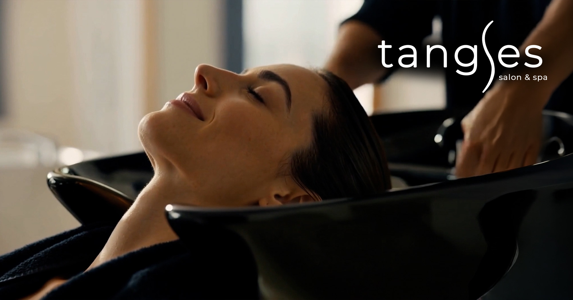 Fliksee Partners with Tangles Salon & Spa for a Blockbuster New Ad with “No Chaos”